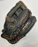 Mag Plus SK32 12 Leather Baseball Glove Rht Top Grain Pre Owned. Fixed Price $15.00.