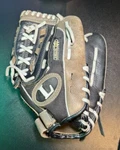 Louisville Slugger Tpx Helix HXY1150 11.5 Baseball Glove. Fixed Price $25.00.