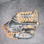 Easton GD1175 Game Day Series Baseball Glove 11.75" Rht Black Brown Infield. Fixed Price $44.99.
