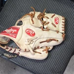 Rawlings G200XFCX 12.75" Leather Baseball Glove Gold Co. Mlb Left. Fixed Price $35.00.