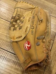 Rawlings Dale Murphy RBG94 Deep Well Pocket Baseball Glove Rht. Fixed Price $49.99.