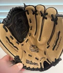 Nwot Wilson Select A450 Rht Youth Baseball Glove - AD450 TZS12 Black/blonde. Fixed Price $45.00.