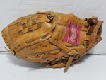 Vtg Rawlings RFM35 Willie Montanez First Baseball Glove Left Handed. Fixed Price $79.99.