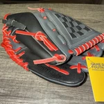 New Nwt Easton T-ball Baseball Softball Mitt Rht 10.5 Youth GMDY1050Y. Fixed Price $5.00.