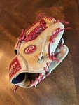 Rawlings Gold Glove Elite GGE175MTC 11.75" Baseball Throw Right Handed. Fixed Price $110.49.