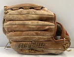 Regent Jeff Leonard Signature Right Hand Glove #03852 Size M. Fixed Price $15.95.