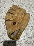 Spalding SC4 Competition Series Leather Baseball Softball Glove Rht. Fixed Price $15.00.