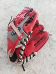Rawlings Youth Inch. Red,gray ( Rh Thrower ) Baseball Glove PL10SS. Fixed Price $7.99.