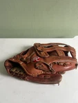 Rawlings C100-XL Century Series Fastback Baseball Glove Right Hand Thrower. Fixed Price $24.95.