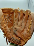 Vintage Mizuno Mt 3600 Us Steerhide Leather Pro Model Baseball Glove For Rht. Fixed Price $28.99.