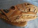 Sport-pro Professional Model S2178 Rht Softball Glove. Fixed Price $20.00.