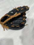 Rawlings RBG158BT 9" Youth Baseball Glove - Derek Jeter Signature Series Rht. Fixed Price $8.99.