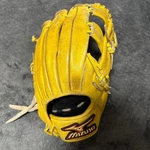 Mizuno Victory Stage Yellow Gloves. Fixed Price $113.90.