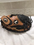 Louisville LS213 Bionic Series 32 Baseball Catchers Mitt Right Hand Throw. Fixed Price $100.00.