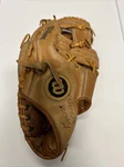 Wilson A2366 George Brett Baseball Glove Left Hand Throw. Fixed Price $11.25.