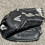 Easton Alpha 12.5" Black Leather Baseball Glove APS125 * Right Handed Thrower. Fixed Price $24.99.