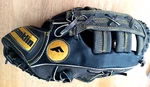 FRANKLIN4881 Professional Series Bsbl Glove Plus (all-star Official League Ball). Fixed Price $45.00.