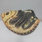 All-star Youth Rht Young Pro Series CM1010BT Catches Mitt/ Glove. Fixed Price $35.99.