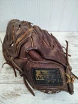 Vintage Montgomery Ward Gaylord Perry #60-21205 Baseball Glove Left Hand Throw. Fixed Price $10.00.