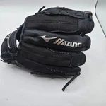 Mizuno Prospect GPP1000Y3 Youth Baseball Glove In Black Powerclose Right Hand. Fixed Price $8.00.