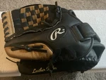Rawlings PM105RB Playmaker Series Youth Baseball Glove Leather Palm 10.5 Lht. Fixed Price $12.00.