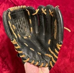 Louisville Slugger Black Baseball Glove AL1050 10.5" - For Right Hand Thrower. Fixed Price $12.34.