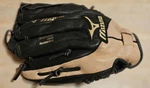 Mizuno Gpp 1076 10.75" Prospect Series Youth Baseball Glove Black Rht. Fixed Price $23.79.