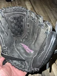 Worth Rht Fpex Storm Series FPX115P 11.5" Fastpitch Softball Glove Black & Pink. Fixed Price $14.40.