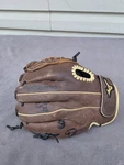 Mizuno Gpp 1100Y3 Baseball Glove Leather Right Handed Throw Rht. Fixed Price $15.99.