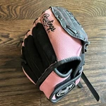 Rawlings Right Hand Throw Youth Fastpitch Softball Black/pink Glove PL10BPM. Fixed Price $14.99.