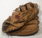 Macgregor MG60 Full Grain Steerhide Big Baseball Glove Right Hand Throw. Fixed Price $28.95.