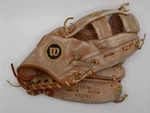 Vintage Wilson Fieldmaster A2600 Leather Baseball Mitt Glove Right Hand Throw. Fixed Price $19.99.