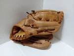 Johnny Walker JW604 11.5" Leather Professional Baseball Glove Lht Made In Korea. Fixed Price $24.00.