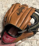 Preowned Ken Griffey Jr Rawlings Rbg 185TB Youth Baseball Glove For Right Hand. Fixed Price $8.98.