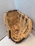 Franklin 22662-12.5" Fieldmaster Series Fielding Glove Cfs Contour Fit System Uc. Fixed Price $25.00.