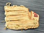 Vintage Macgregor Ray Knight Baseball Glove 2097T Deep Grip Pocket Rh Throw Mets. Fixed Price $17.00.