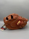 Vintage Ssk DPM-9200 Catcher Mitt Made Japan New Old Stock W/ Tags Nwt. Fixed Price $199.99.