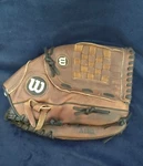 Wilson Baseball/softball Glove A1511 - 13" Rht. Fixed Price $28.00.