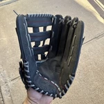 Rawlings Renegade R15BGS Black Leather 15" Rht Slow Pitch Softball Glove, Vg. Fixed Price $45.00.