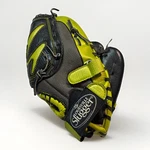 Louisville Slugger Diva 11.5" DV14HP Black & Yellow Softball Glove Rht. Fixed Price $11.60.