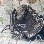 Rawlings 9.5 Rht Youth Baseball Glove Basket Web SC950BGB Age 3-5 Black Leather. Fixed Price $25.99.