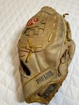 Rawlings Holdster Super Size Cha 24 Padlock Softball Glove. Right Handed Throw. Fixed Price $30.00.