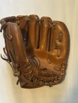 Wilson Baseball Glove A2614 Fieldmaster Nylon Stiched 9.5 Inches Rht. Fixed Price $5.50.