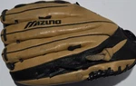 Mizuno Supreme Series GSP1256D2 12.5" Leather Glove Lh Tan/black. Fixed Price $29.00.