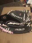 Wilson WTA01RB15B5105P Pink Gray Youth 10.5" Baseball Glove Mitt Right Handed. Fixed Price $9.36.