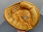 Advantage Sports A's NT2402 Baseball Catchers Mitt Glove Professional Rht. Fixed Price $49.96.