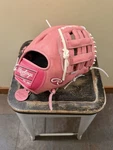 Rawlings Heart Of The Hide PROR204-6P 11.5 Baseball Glove. *nwt* Rht A2K. Fixed Price $225.00.
