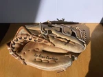 Vintage General 3187 Right Hand Throwing Baseball Mitt 10. Fixed Price $22.00.