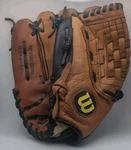 Wilson Pro 500 12.5" A0502 P125 Dual Hinge Leather Baseball Glove Used. Fixed Price $19.99.