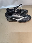 Mizuno 9 Spike Mens Size. Fixed Price $5.25.